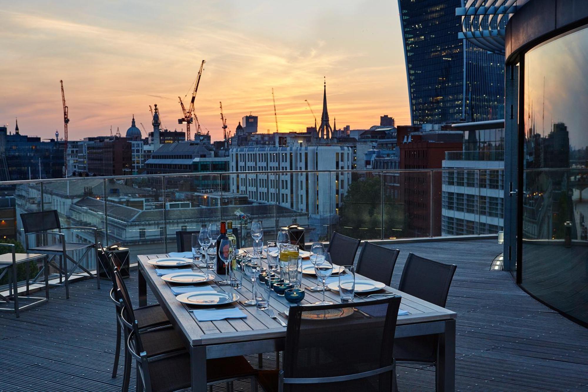 Aparthotel Cheval Three Quays At The Tower Of London