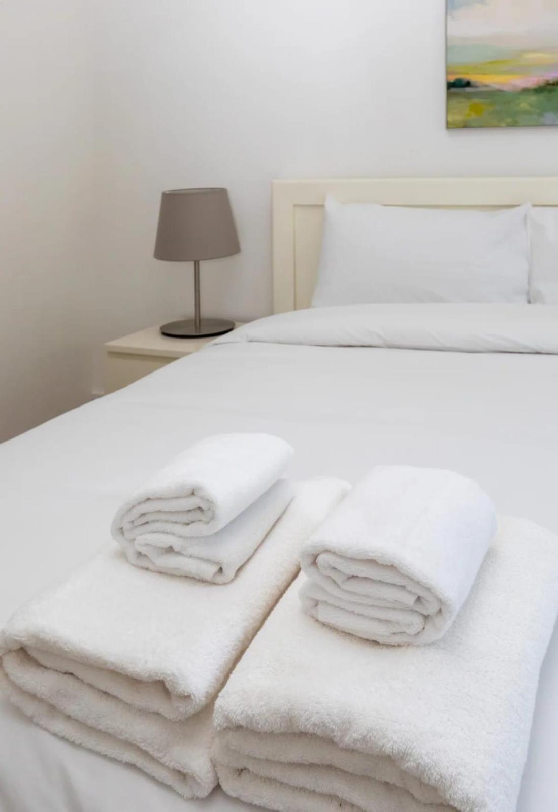 Spacious & Welcoming 4bd House - Kennington