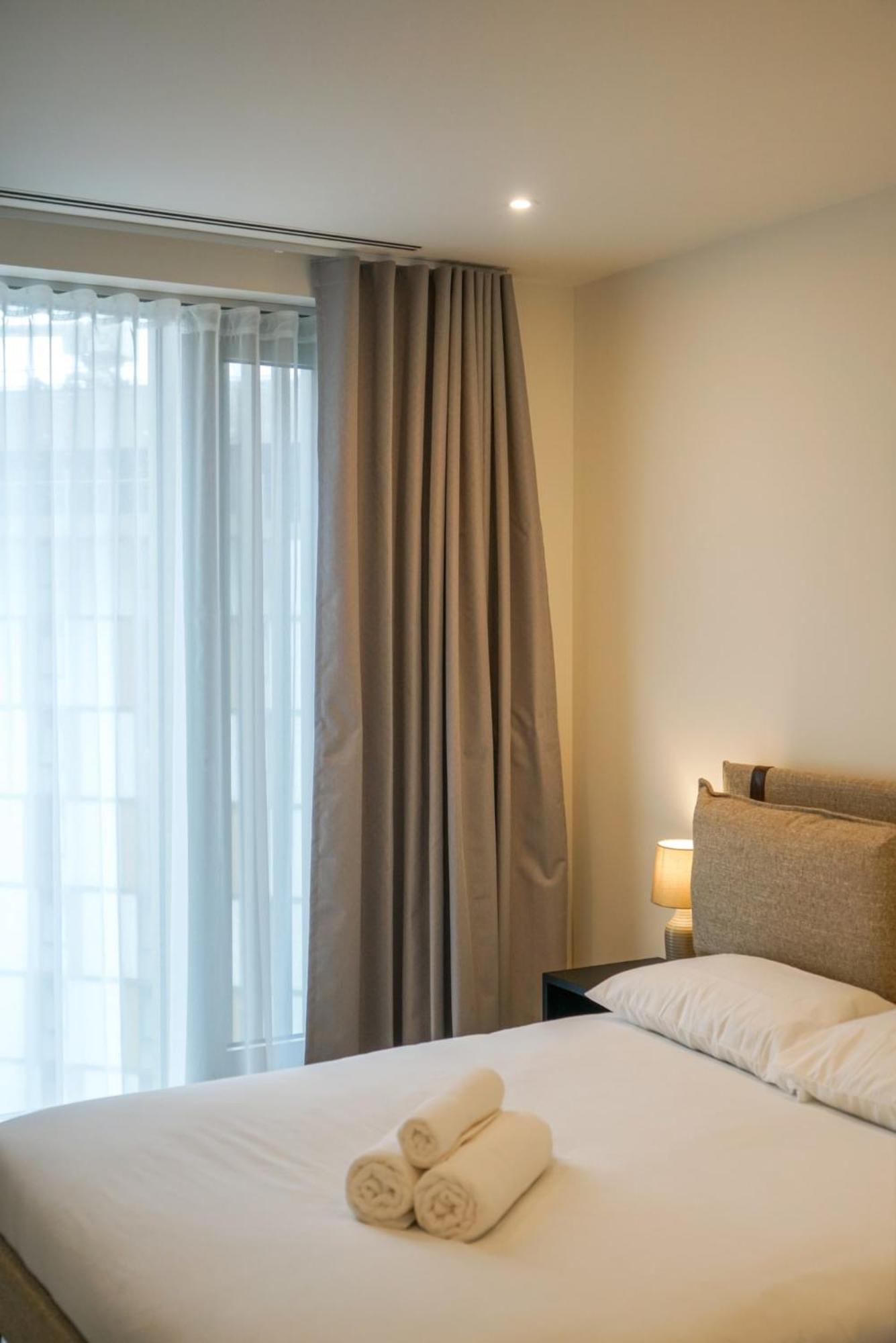 Aparthotel One And Two Bedroom At Coppermaker Square In Lively Stratford