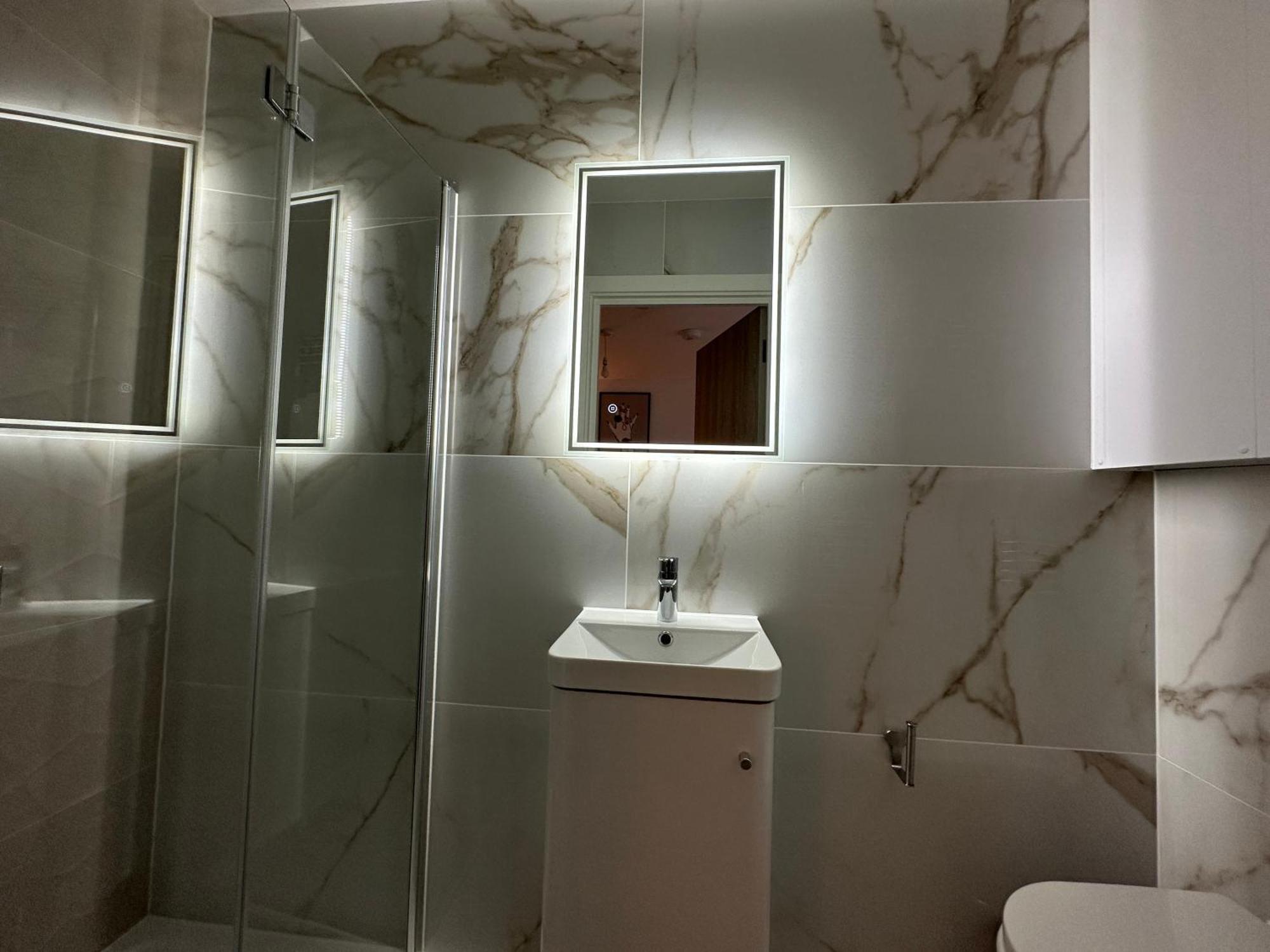 Apartment Luxury 2 Bedrooms - 2 Bathrooms - F5 London