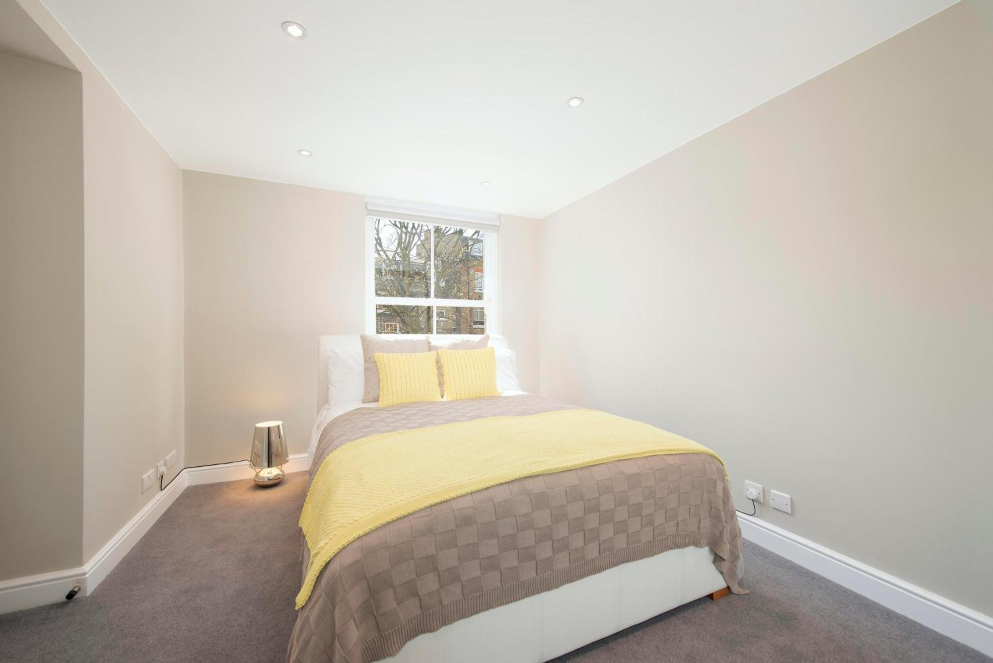 The Harrington - Gloucester Road - 3 Harrington Gardens Apartment *