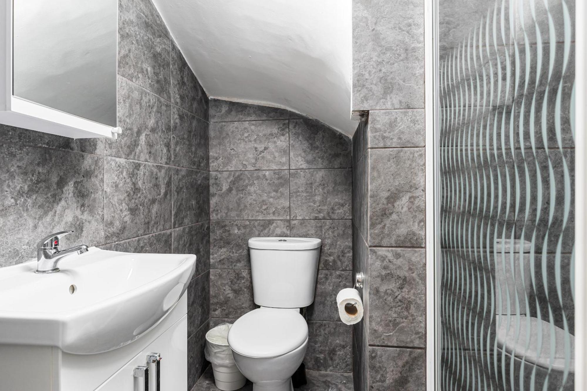 Ryam Bed & Breakfast London