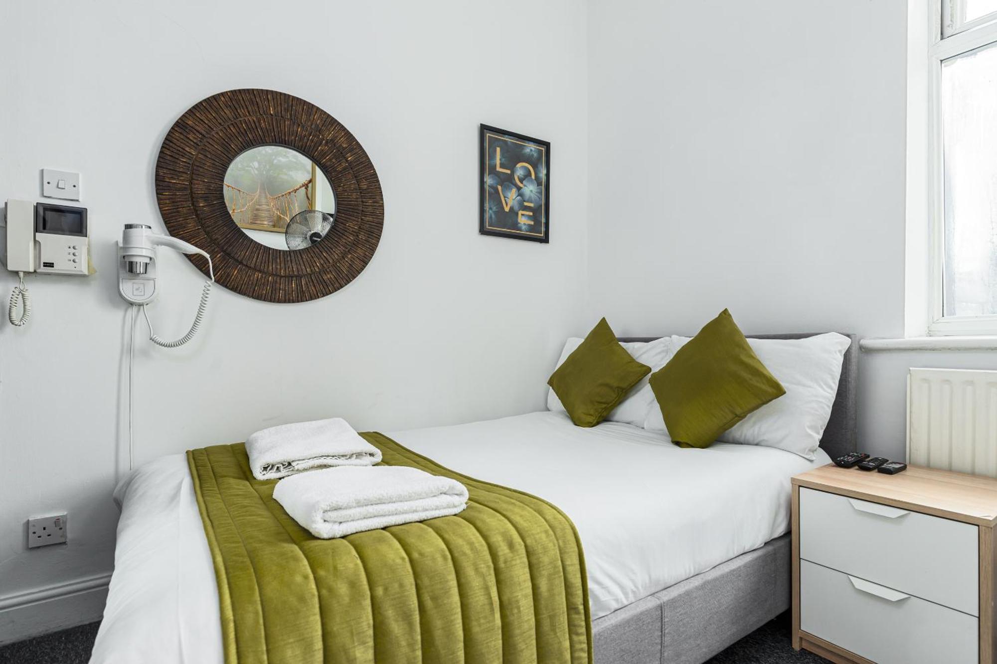Bed & Breakfast Ryam 2*