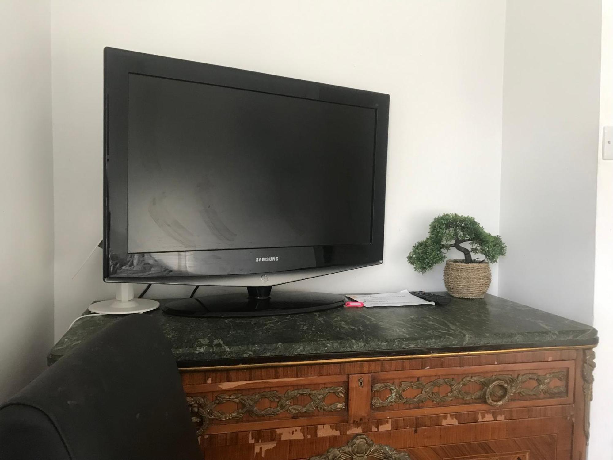 Homestay And Private Bathroom In The Whitehouse London
