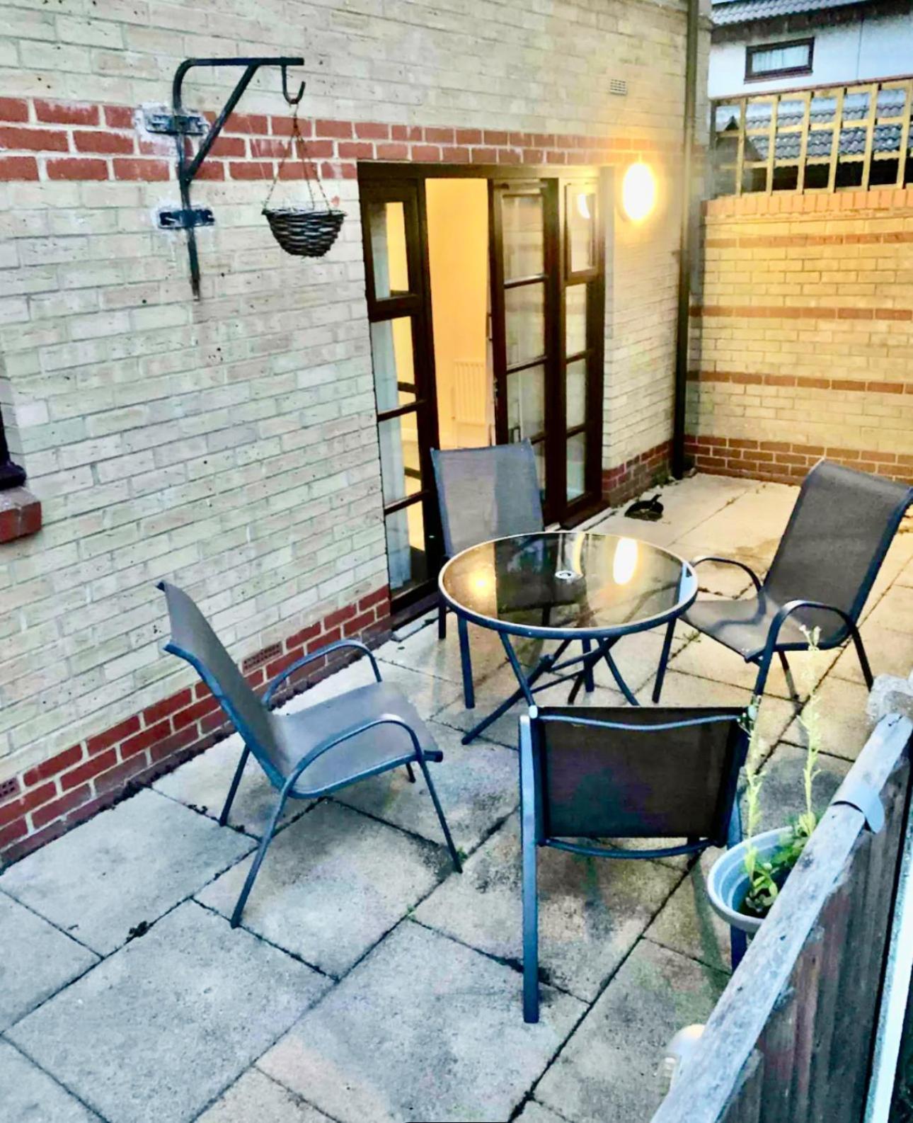 Spacious & Modern 2 Bed Sleeps 5 In Walthamstow Apartamento Londres