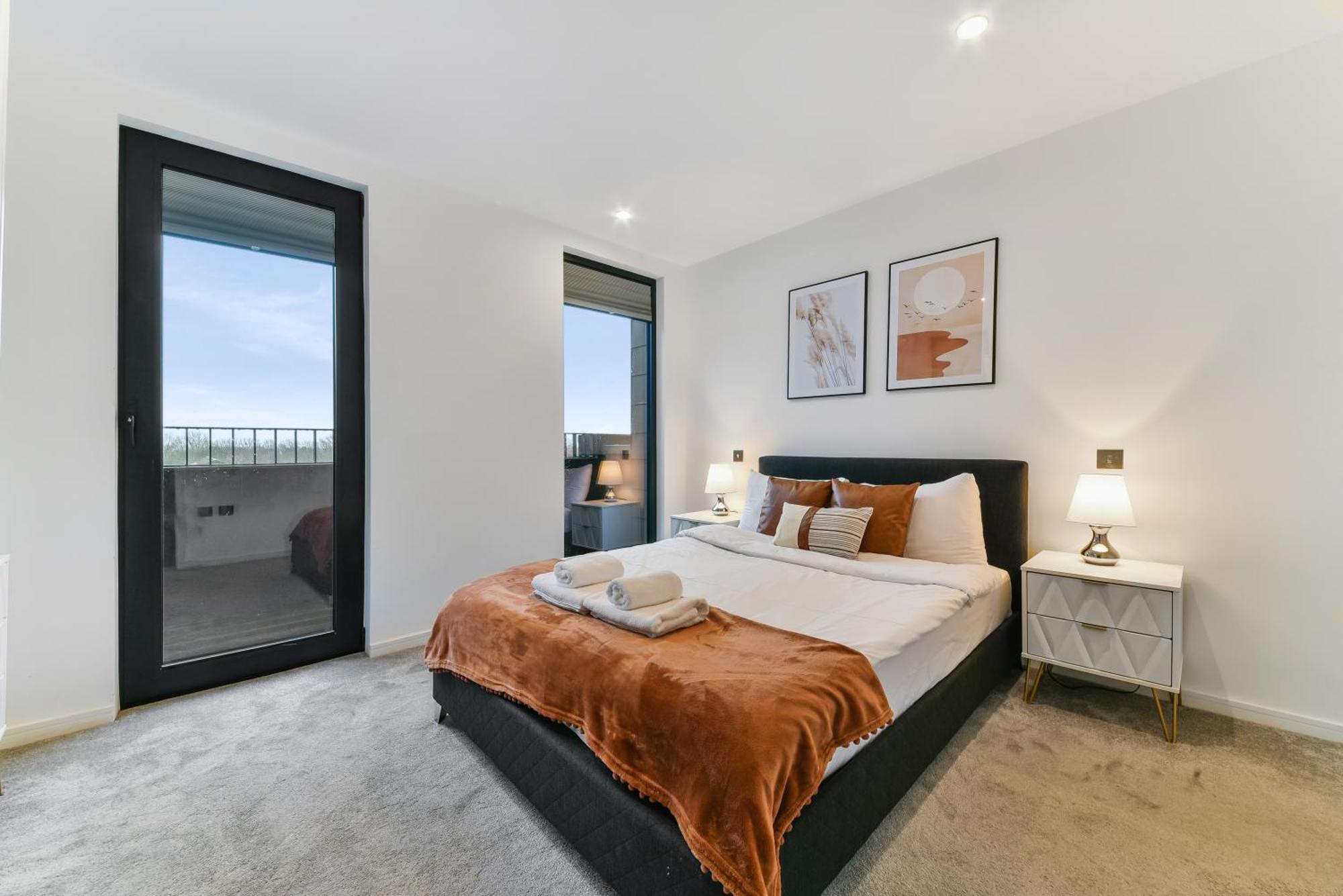 The Vale - Luxury Apartment