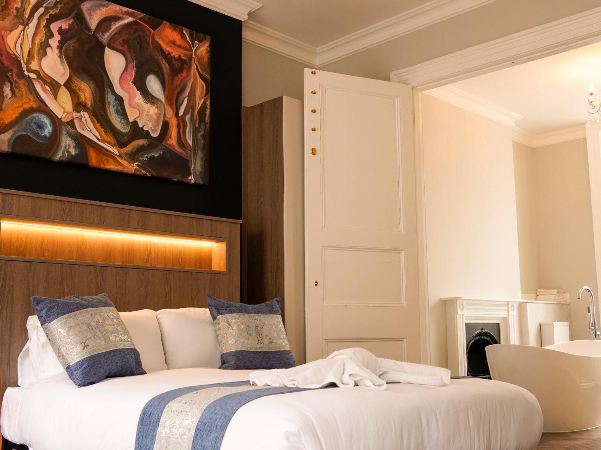 Imperial York Street Apartment London
