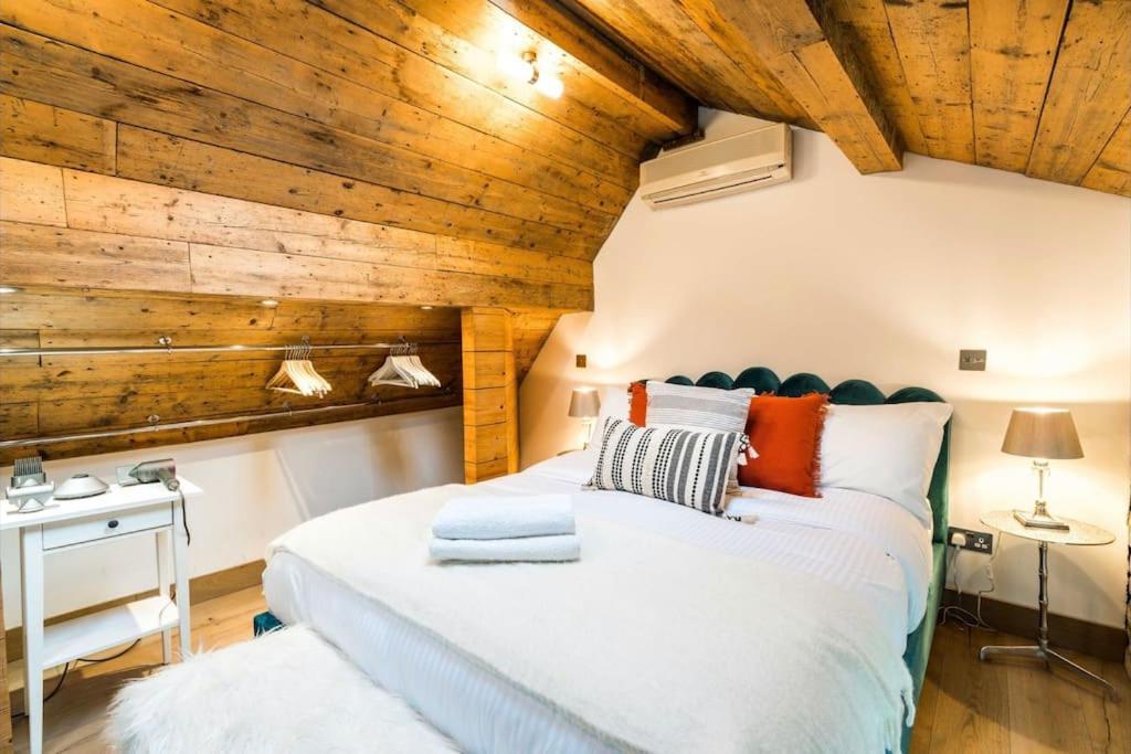 Harrods 4br 6bed House Ac London
