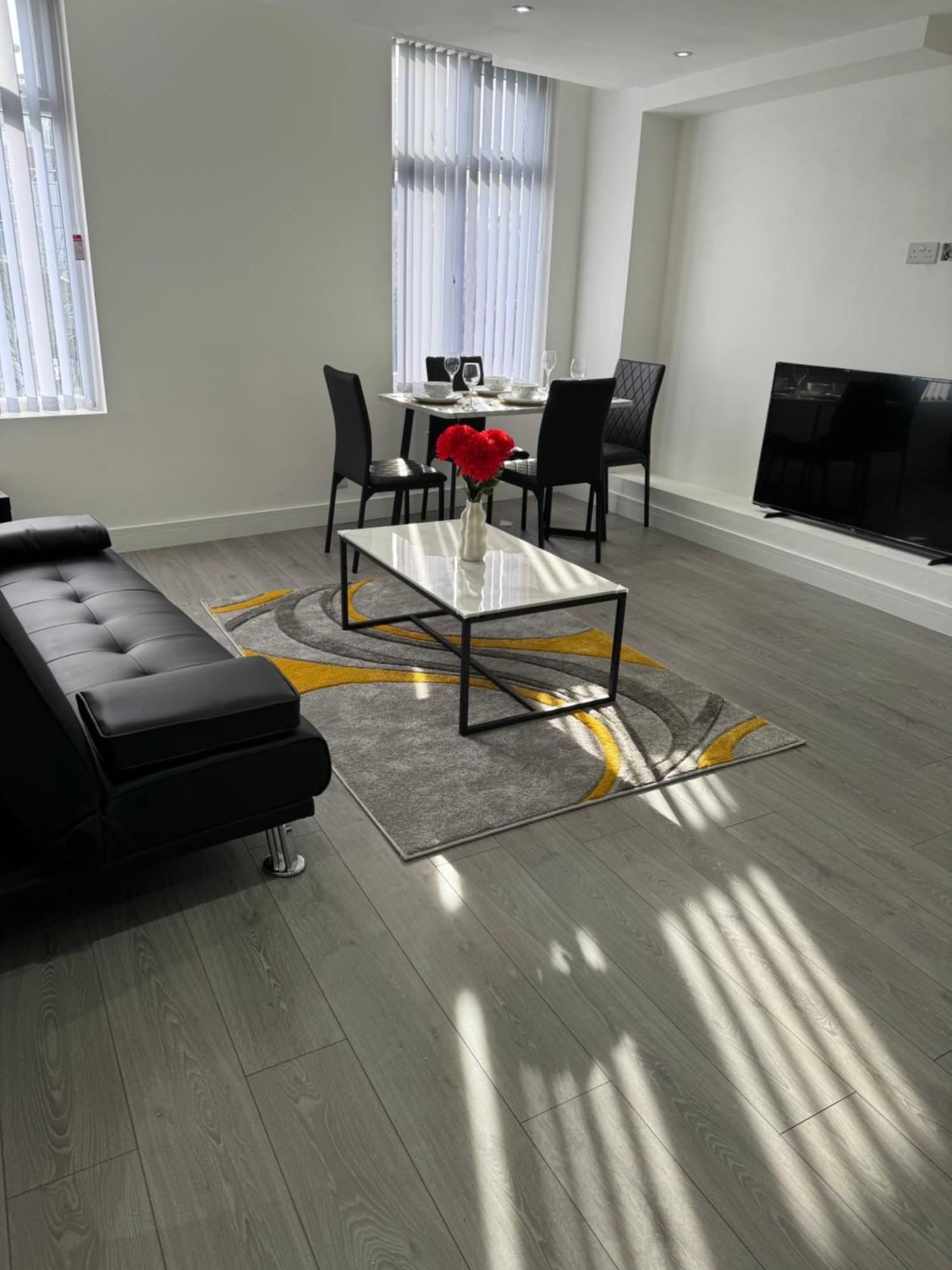 Fully Furnished 1 Bedroom Flat Apartamento