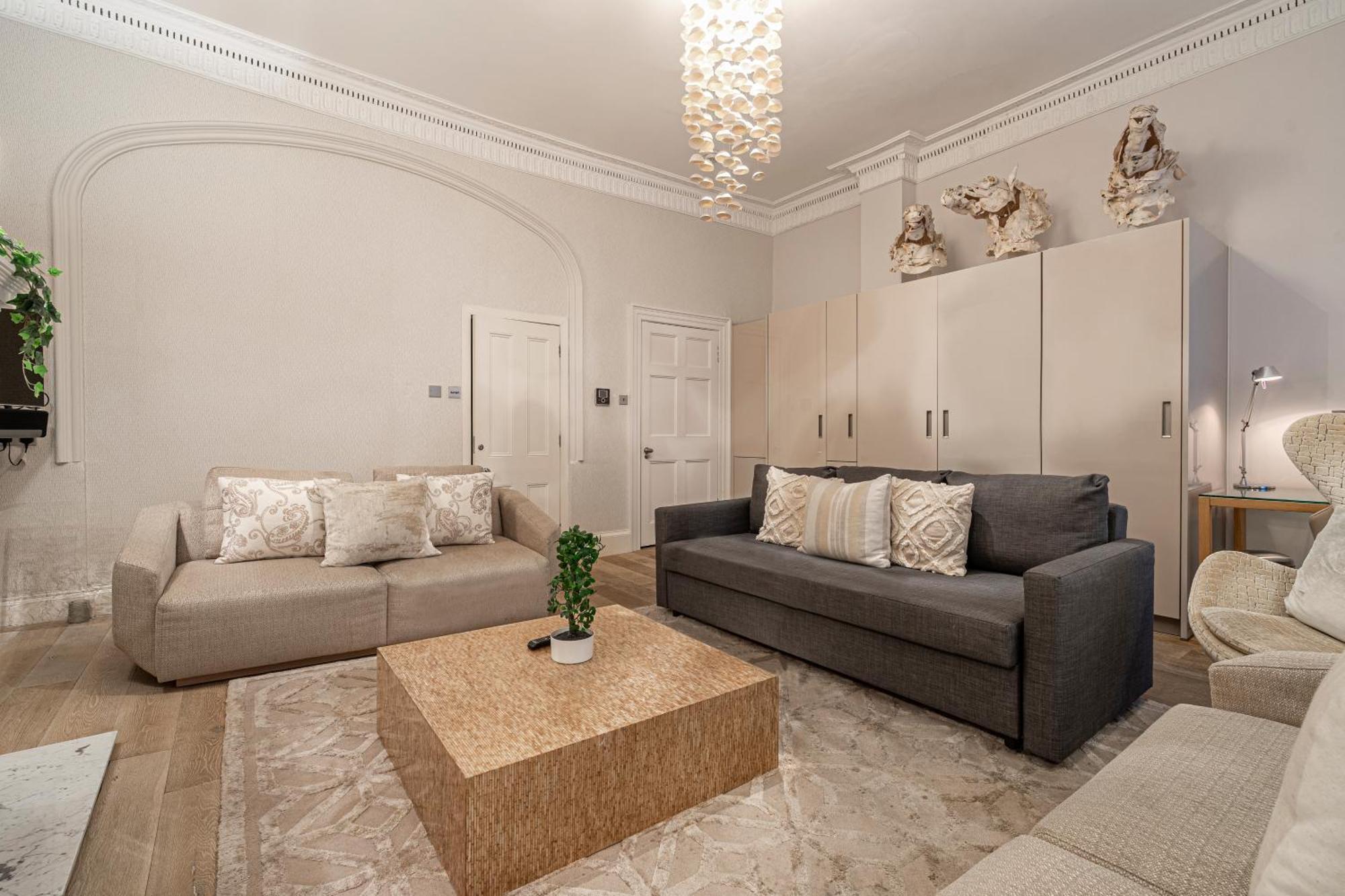 Trafalgar Square Apartamento *