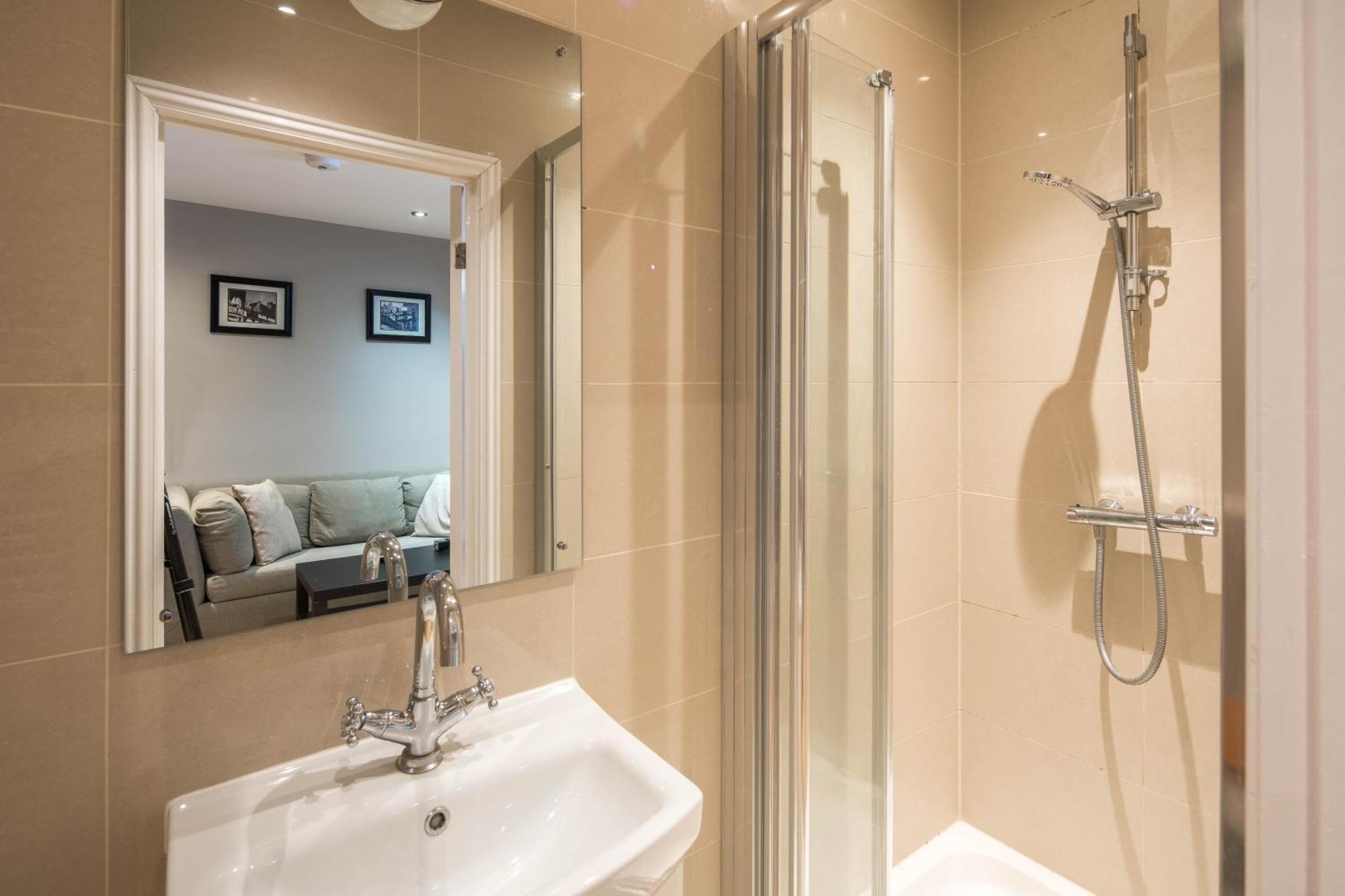 Cosy 2-beds, Shepherd Bush Apartamento *