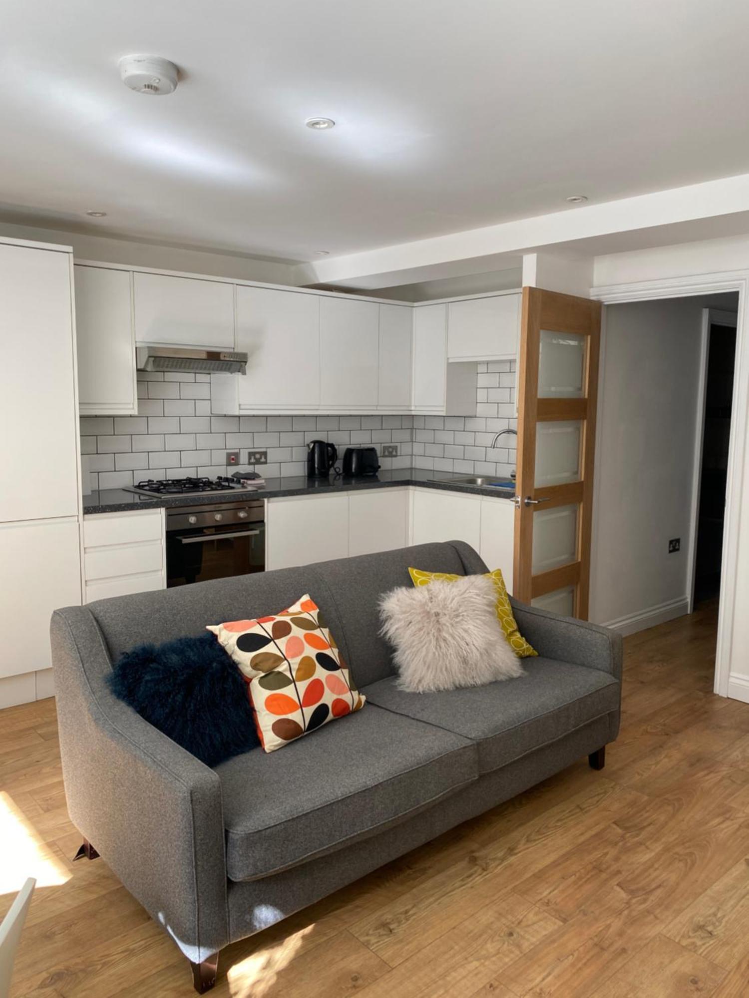Apartment Stylish Garden Flat *