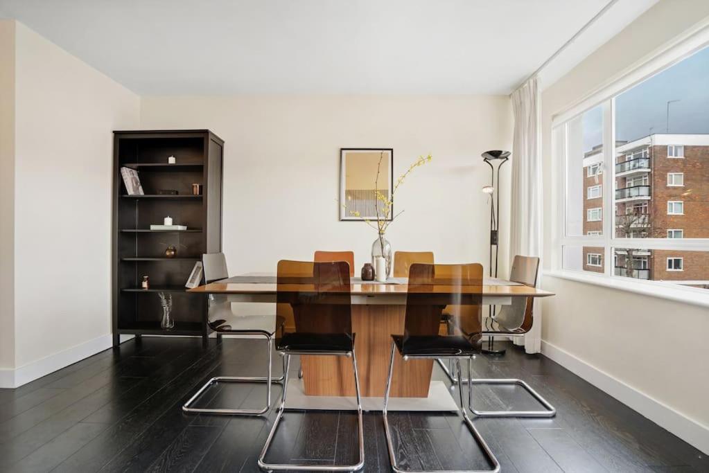 The Camden Bright & Beautiful 2-bed Retreat London
