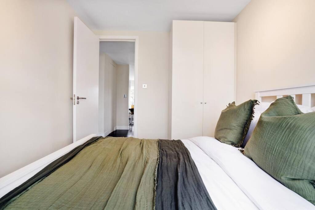 Apartment The Camden Bright & Beautiful 2-bed Retreat London