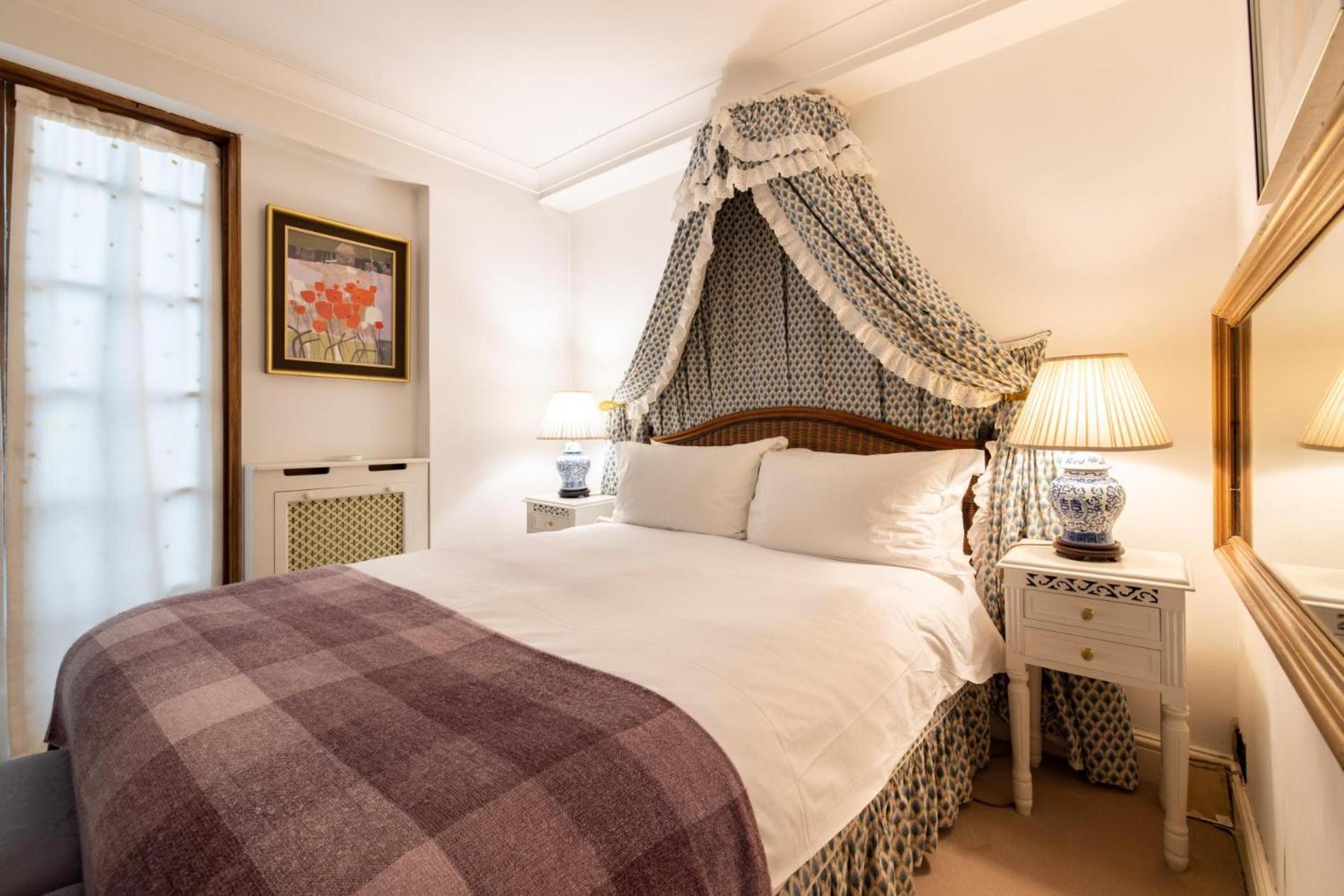 The Chelsea Flower - 1 Bedroom With Terrace In Chelsea Apartment London
