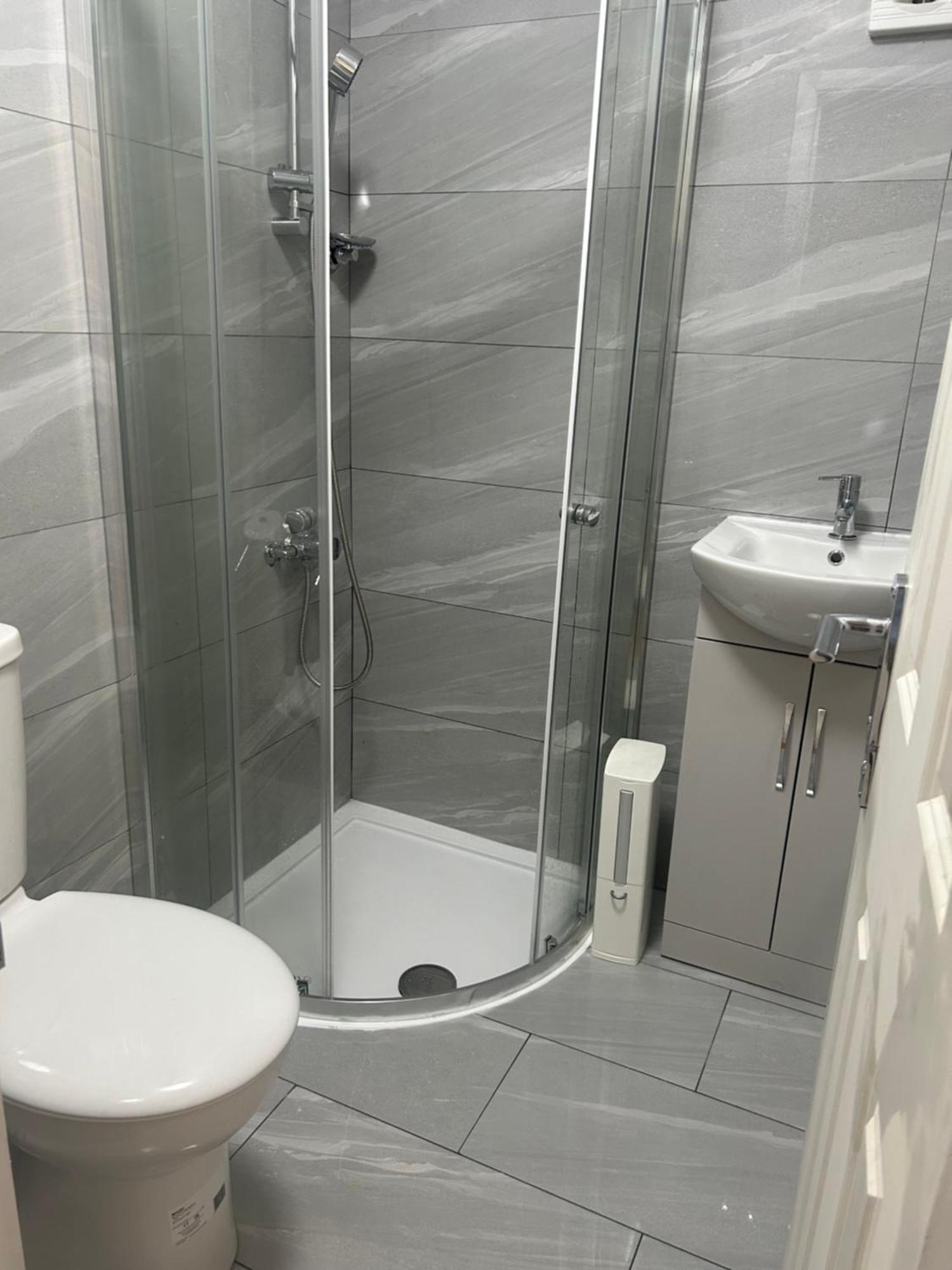 Guest house London Holiday Home London