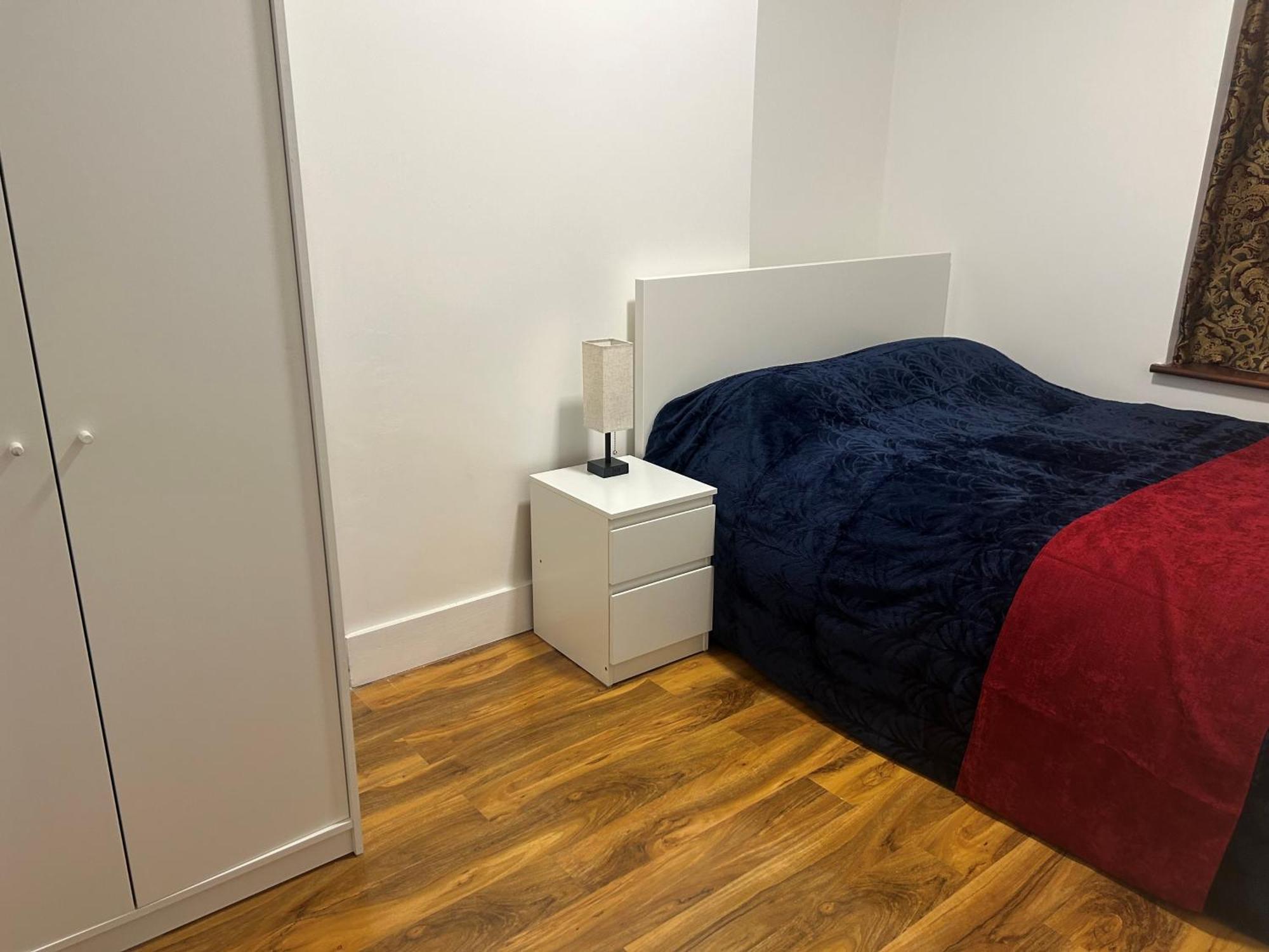 Guest house London Holiday Home *
