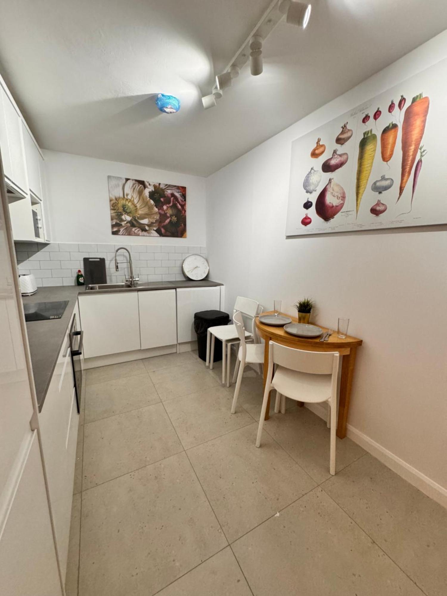 Luxury 2 Bhk In Canary Wharf *