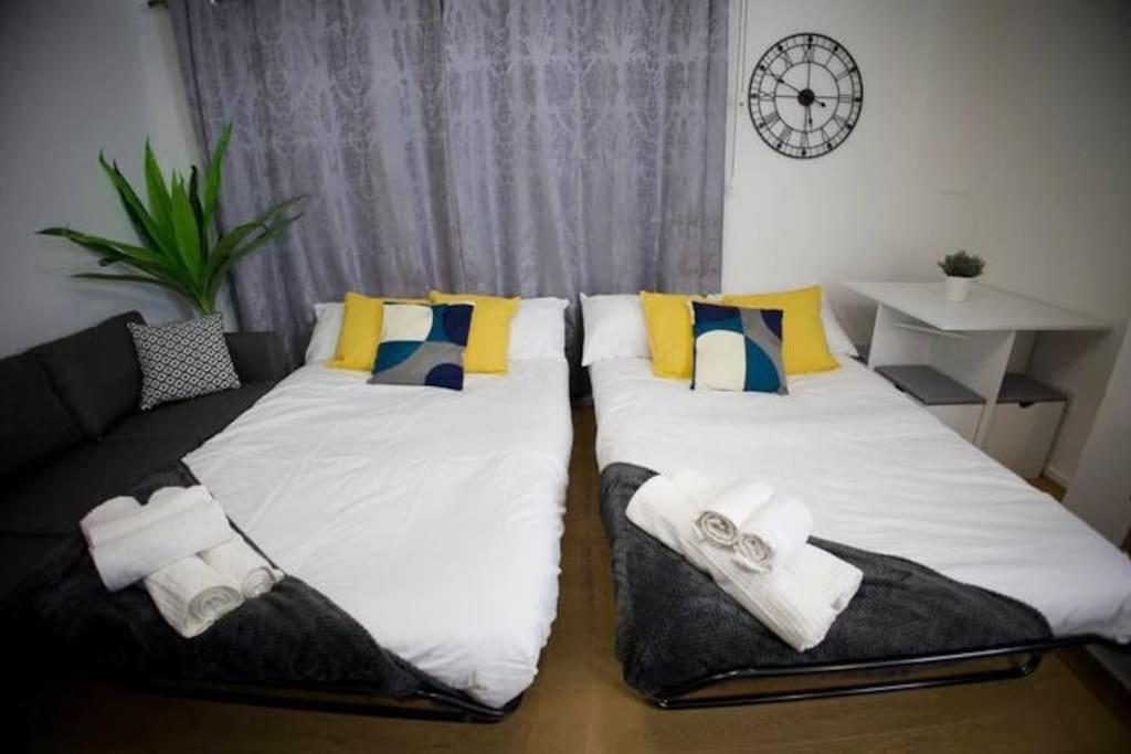 2 Bed Flat With Easy Access To Excel, Central London, City Airport, O2 Apartamento *