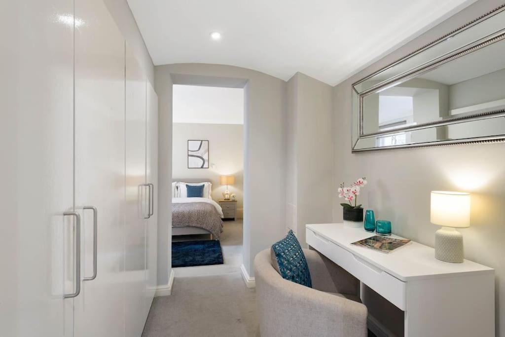 Apartment Beautiful Royal Borough London