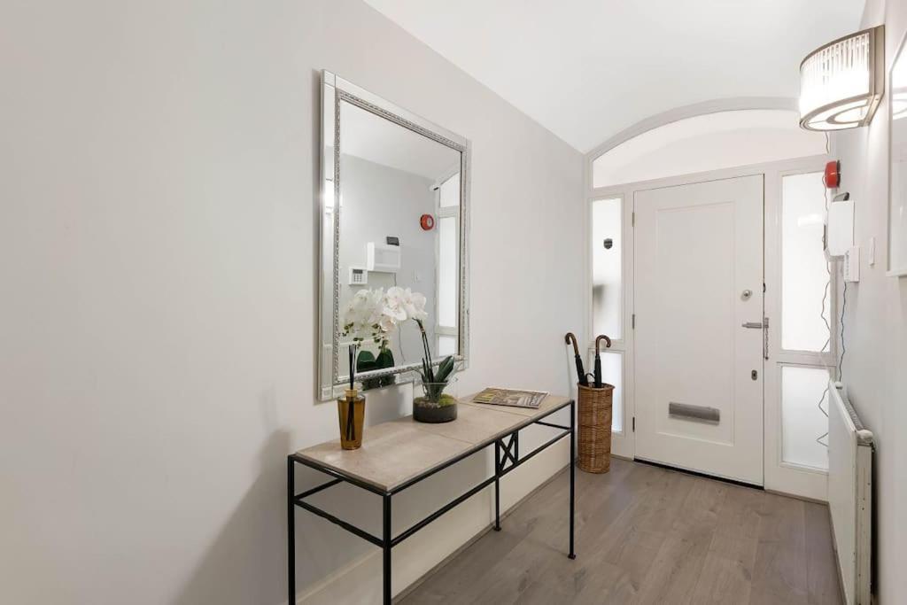 Beautiful Royal Borough Apartment *