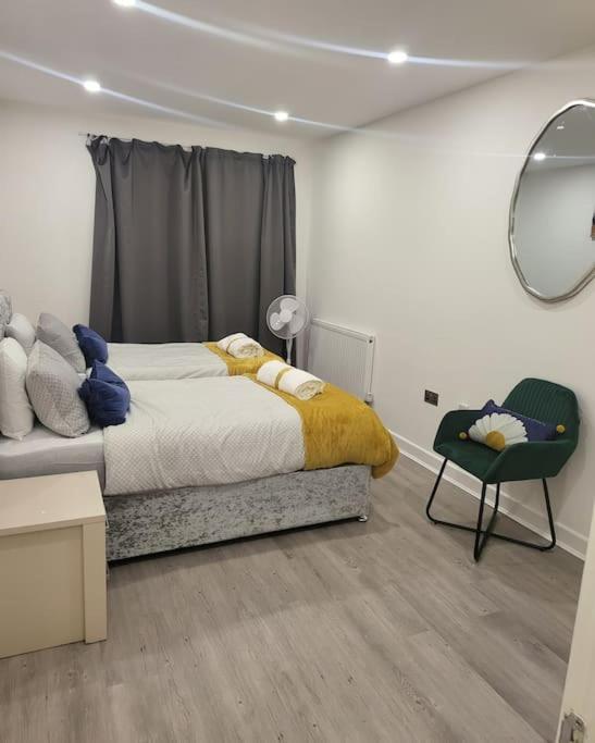 Apartamento 2 Bedrooms 2baths 3toilets Near Excel City Airport O2 Sleeps Up To 5 Londres