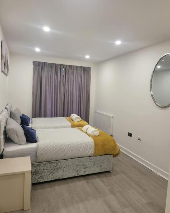 Apartamento 2 Bedrooms 2baths 3toilets Near Excel City Airport O2 Sleeps Up To 5 Londres