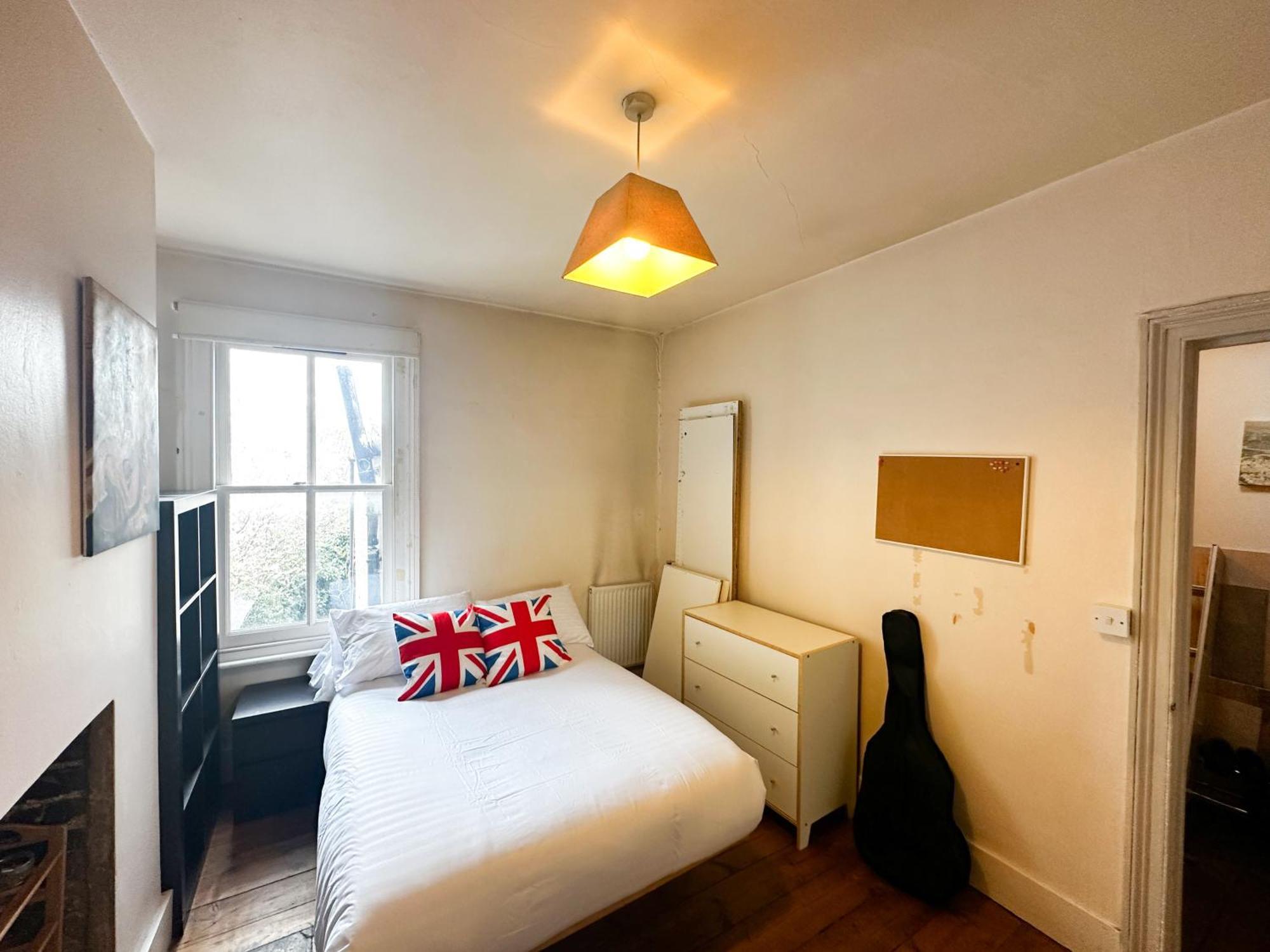 58 Alloa Townhouse London