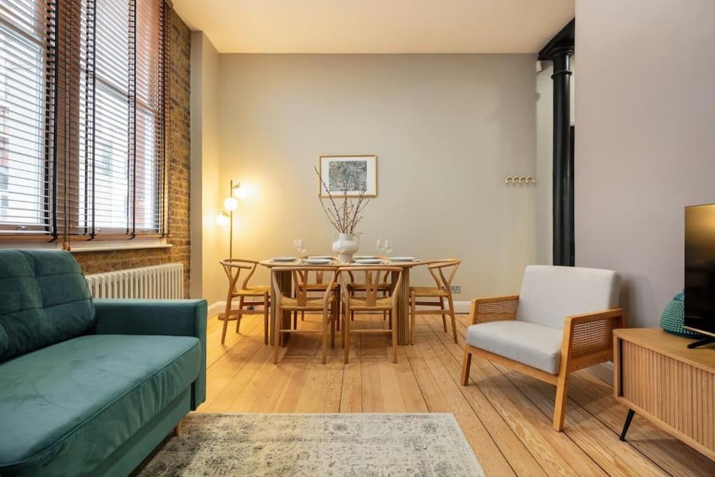 Prime Covent Garden Gem With Air-con London