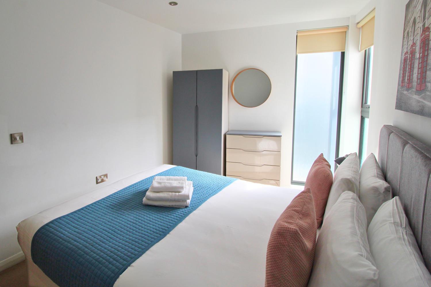 Apartment Tooley Street By Viridian London