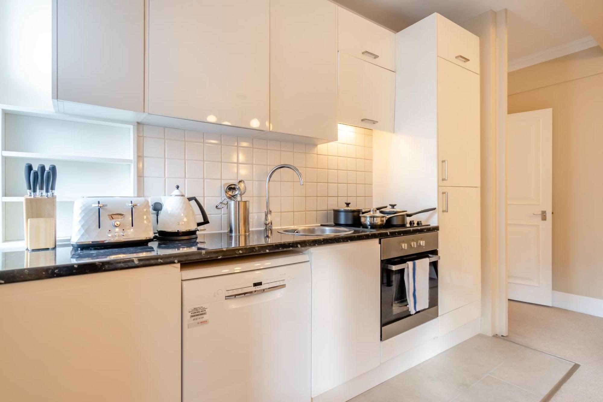 Apartment Hill Street Mayfair London