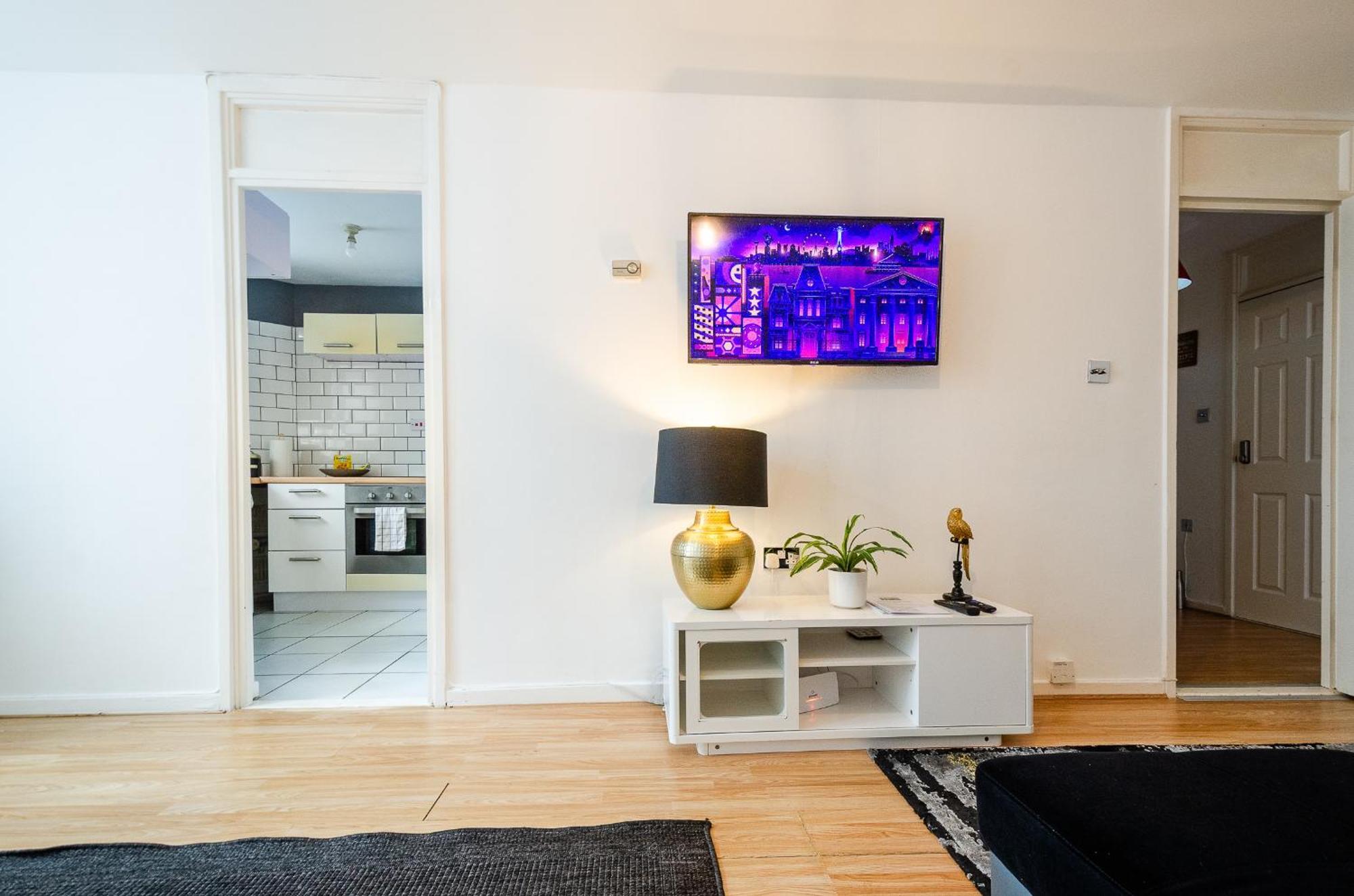 Apartment Serviced - Exel & O2 & Canning Town - Away From