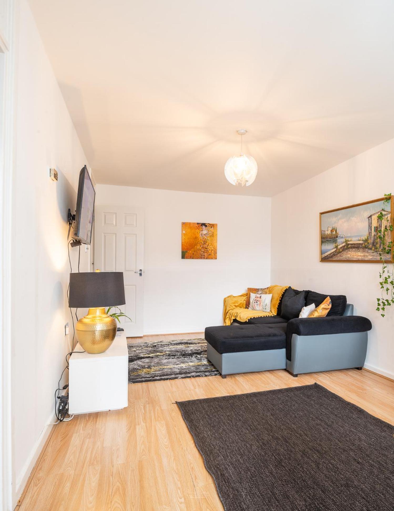 Apartment Serviced - Exel & O2 & Canning Town - Away From London