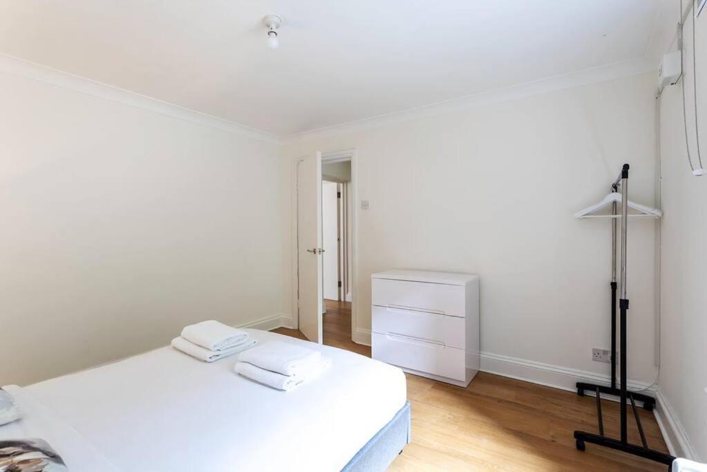 2-bedroom Split-level In Notting Hill