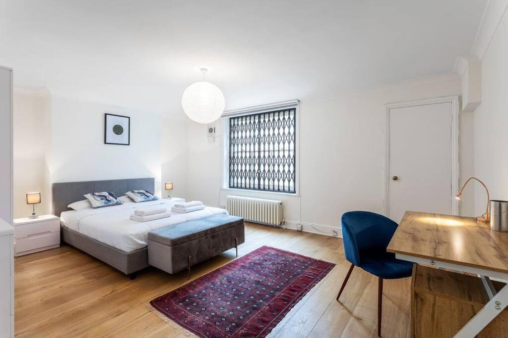 Apartment 2-bedroom Split-level In Notting Hill *