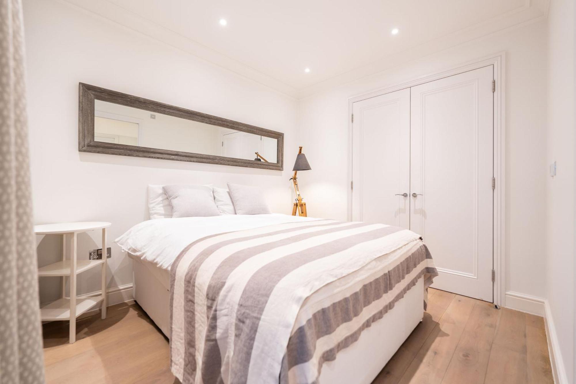 Apartment The Chelsea Place - Lovely 4bdr House With Terrace London