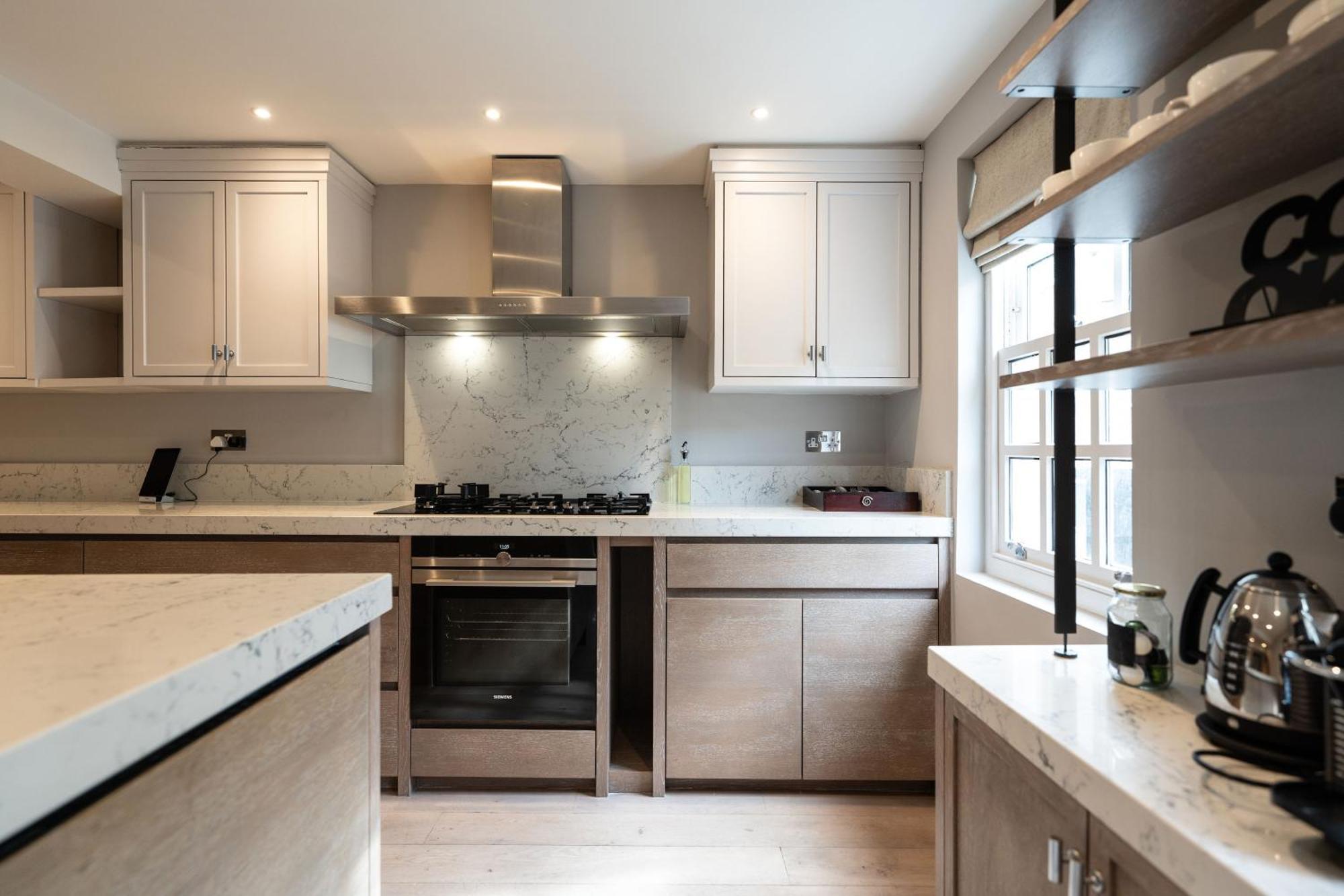 The Chelsea Place - Lovely 4bdr House With Terrace London