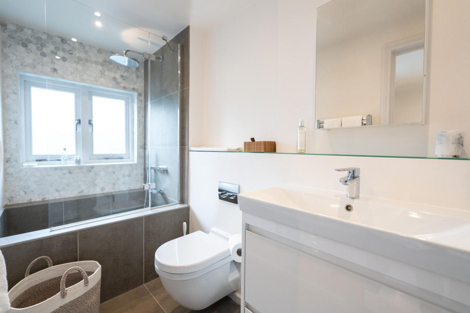 Apartment The Chelsea Place - Lovely 4bdr House With Terrace *
