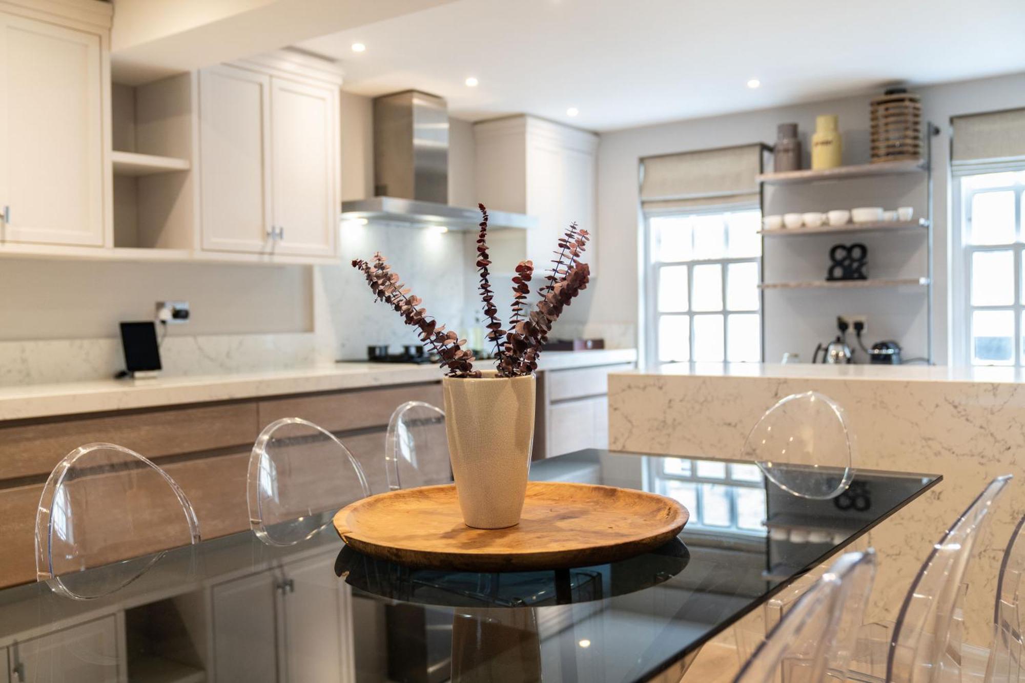 The Chelsea Place - Lovely 4bdr House With Terrace *
