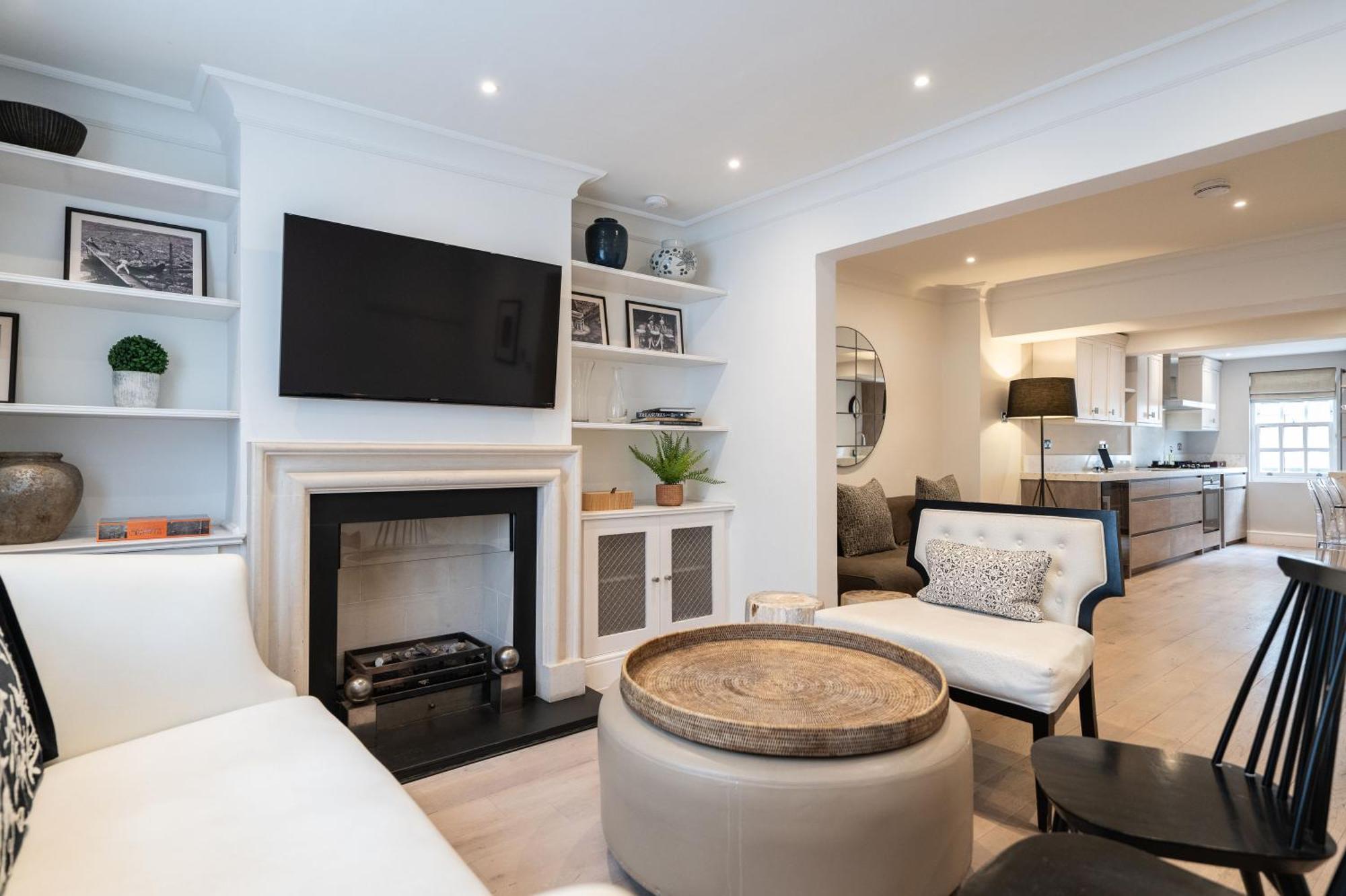 The Chelsea Place - Lovely 4bdr House With Terrace Apartment London