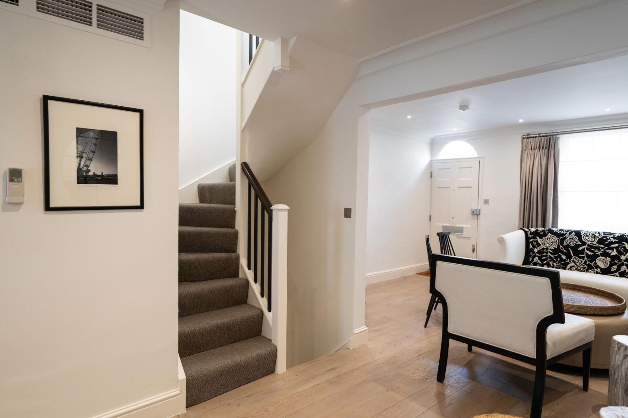 Apartment The Chelsea Place - Lovely 4bdr House With Terrace *