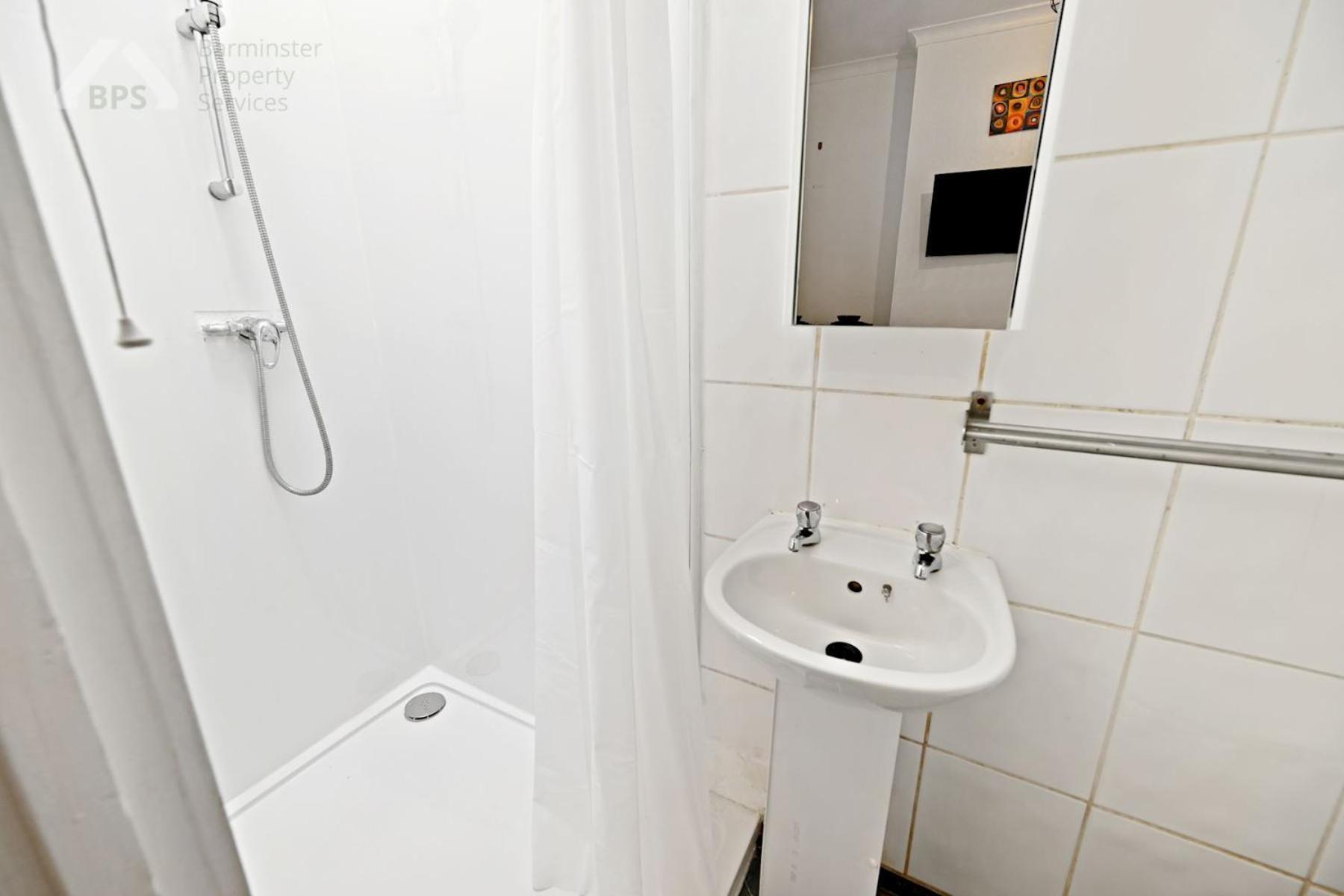 Cosy Tottenham Sleeps 4 Apartment