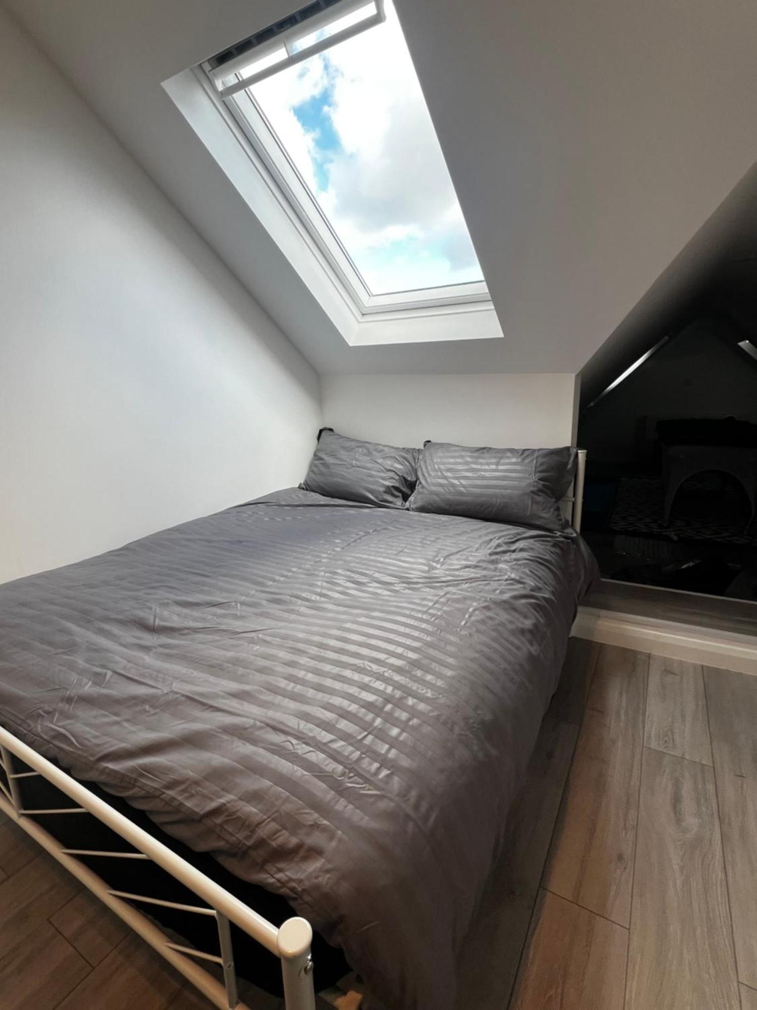 Ivory Penthouse Next To Wembley Stadium By Imperia * London