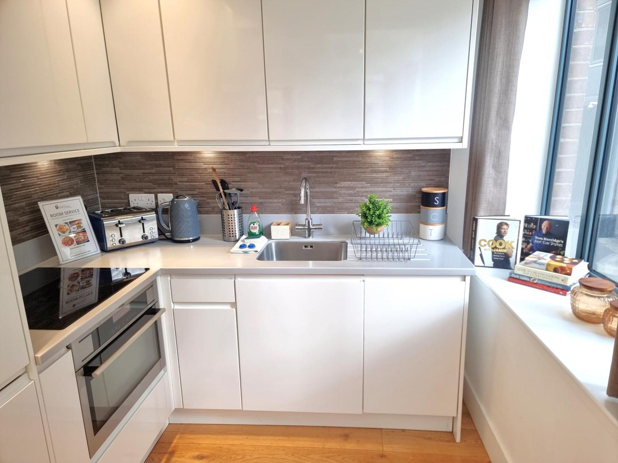 Shard View Apartment *