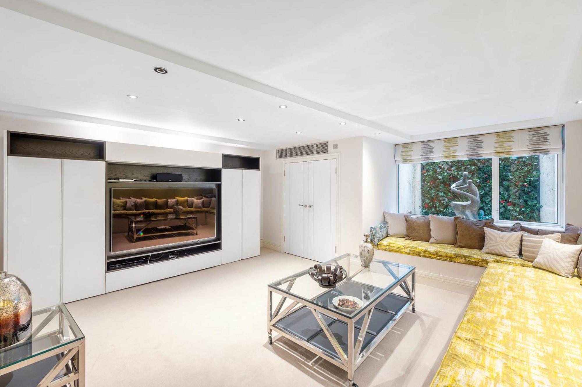 Casa Italia Near Sloane Square - Ac Bedrooms Holiday home *