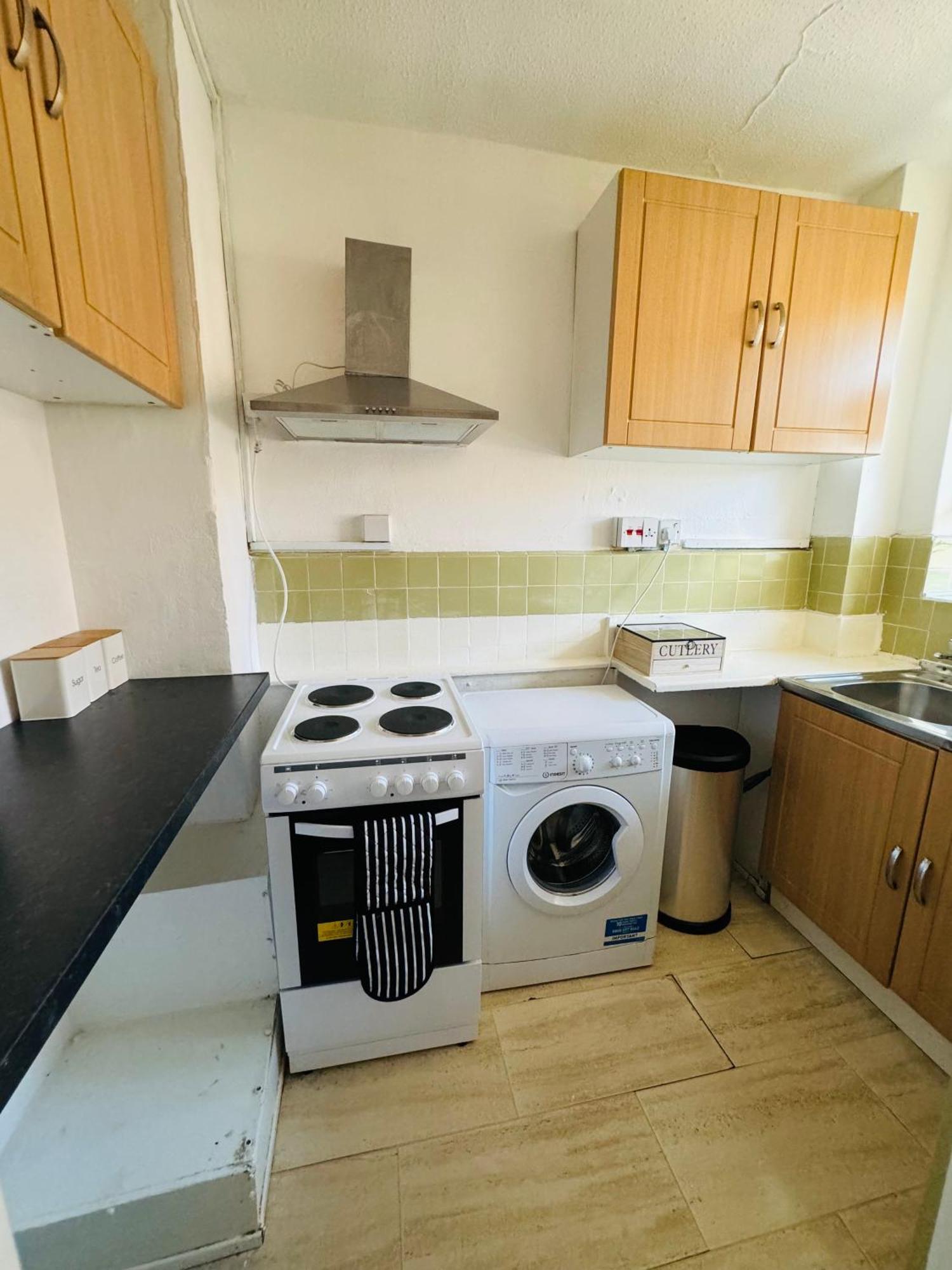 Lovely 2-bed 15 Mins Walk To The Shard * London