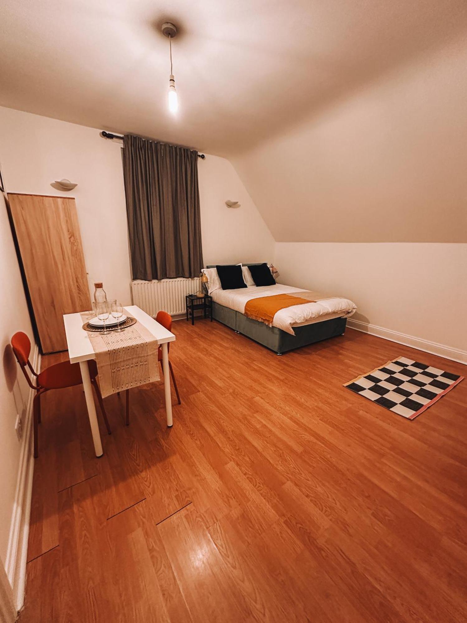 Gasthof Spacious 3 In Tooting