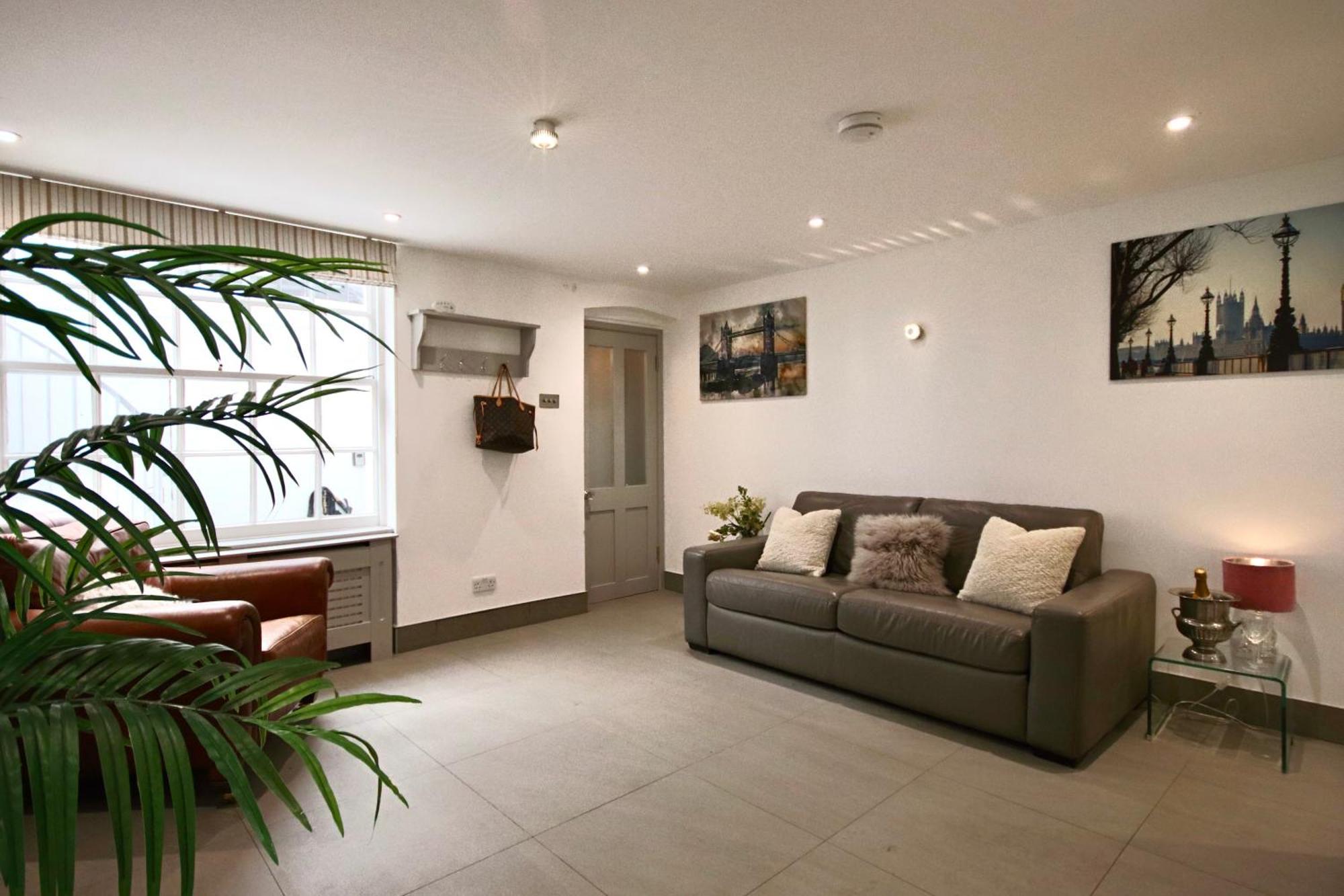 Victoria Belgravia Townhouse *