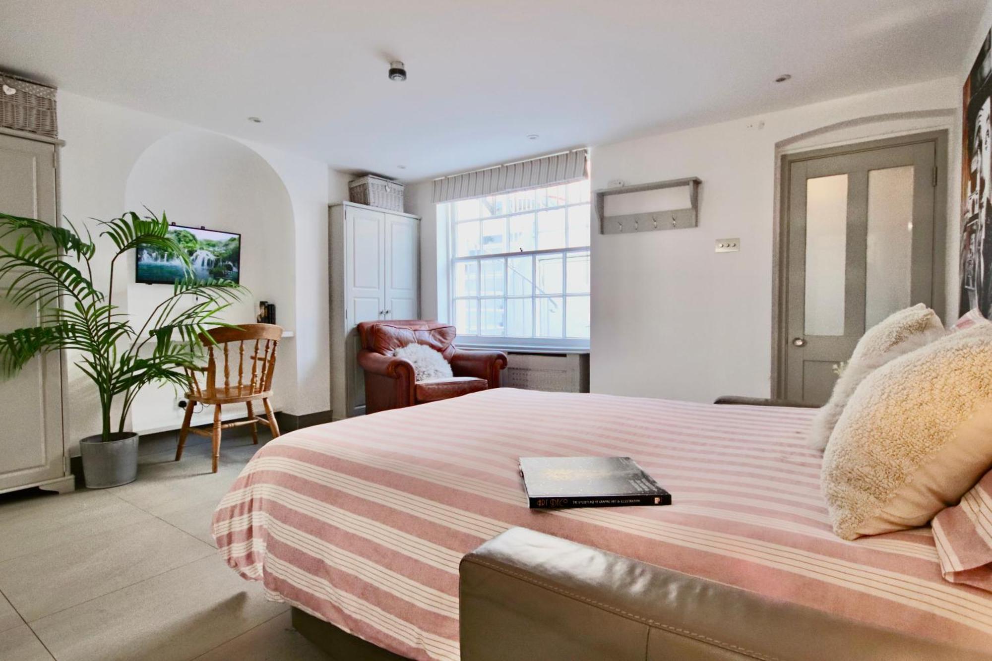 Apartment Victoria Belgravia Townhouse London