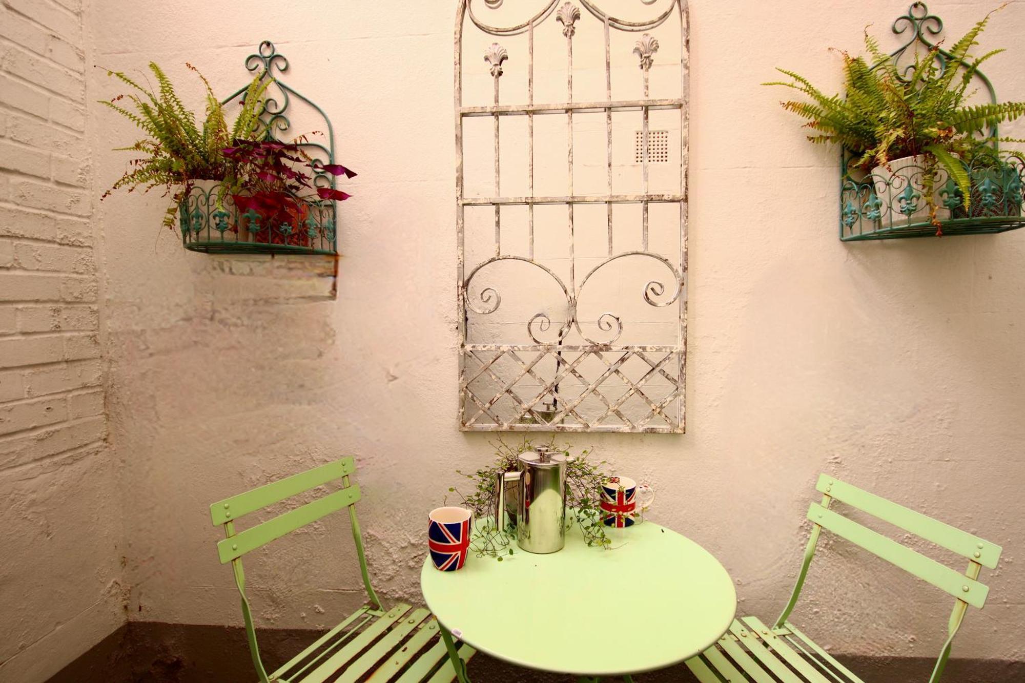 Victoria Belgravia Townhouse Apartment London